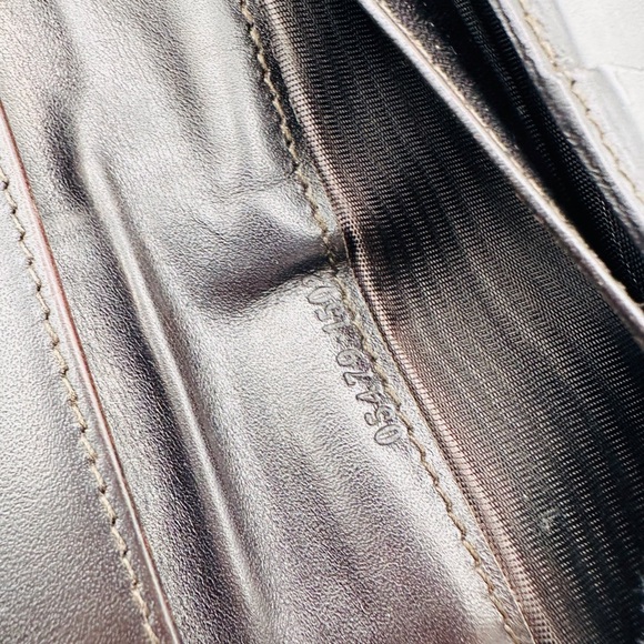 Gucci Long Sherry Line Silver clasp Wallet - Picture 9 of 10